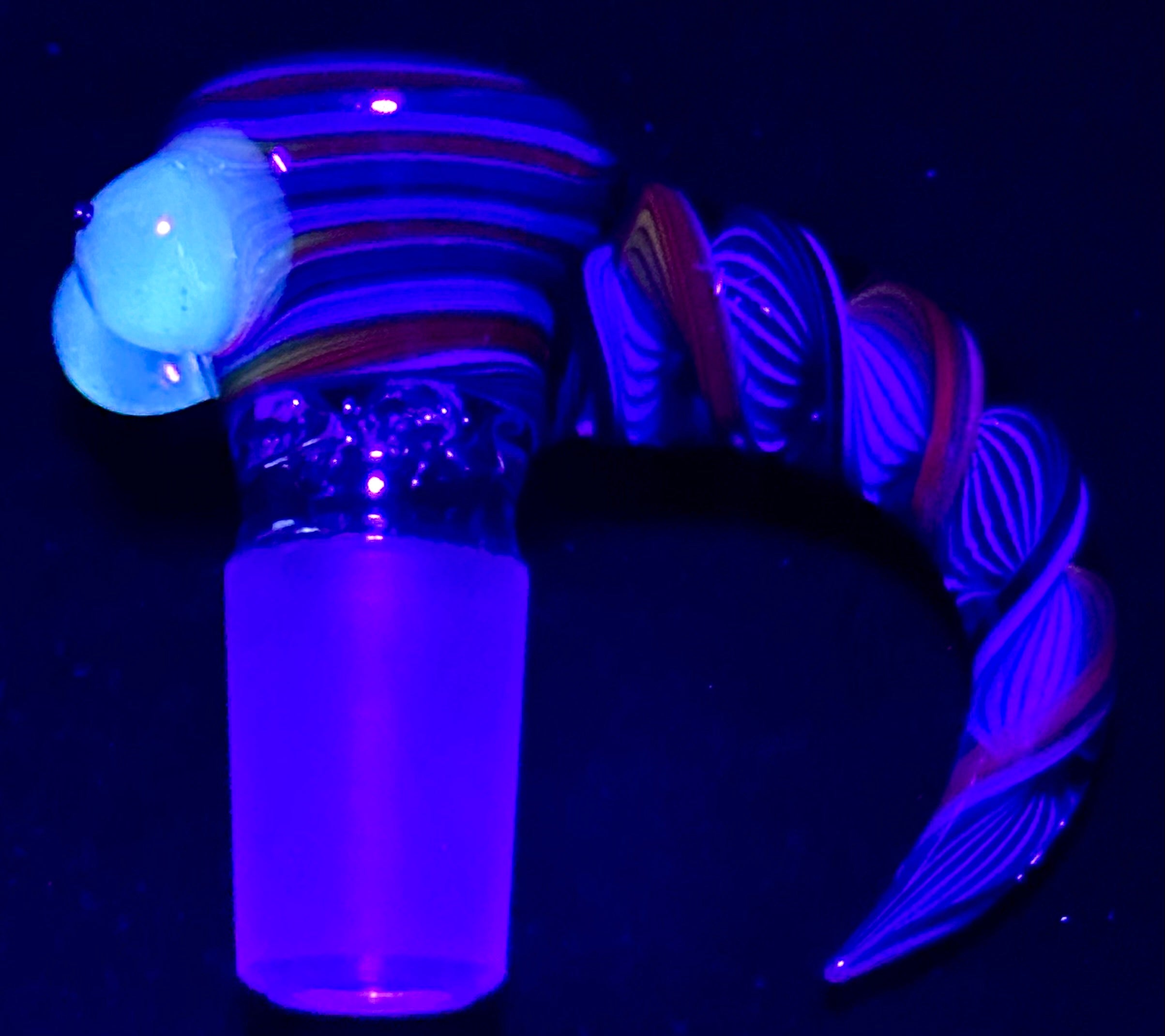 Titz Glass 18mm UV Horned Linework Multi-Hole Slide
