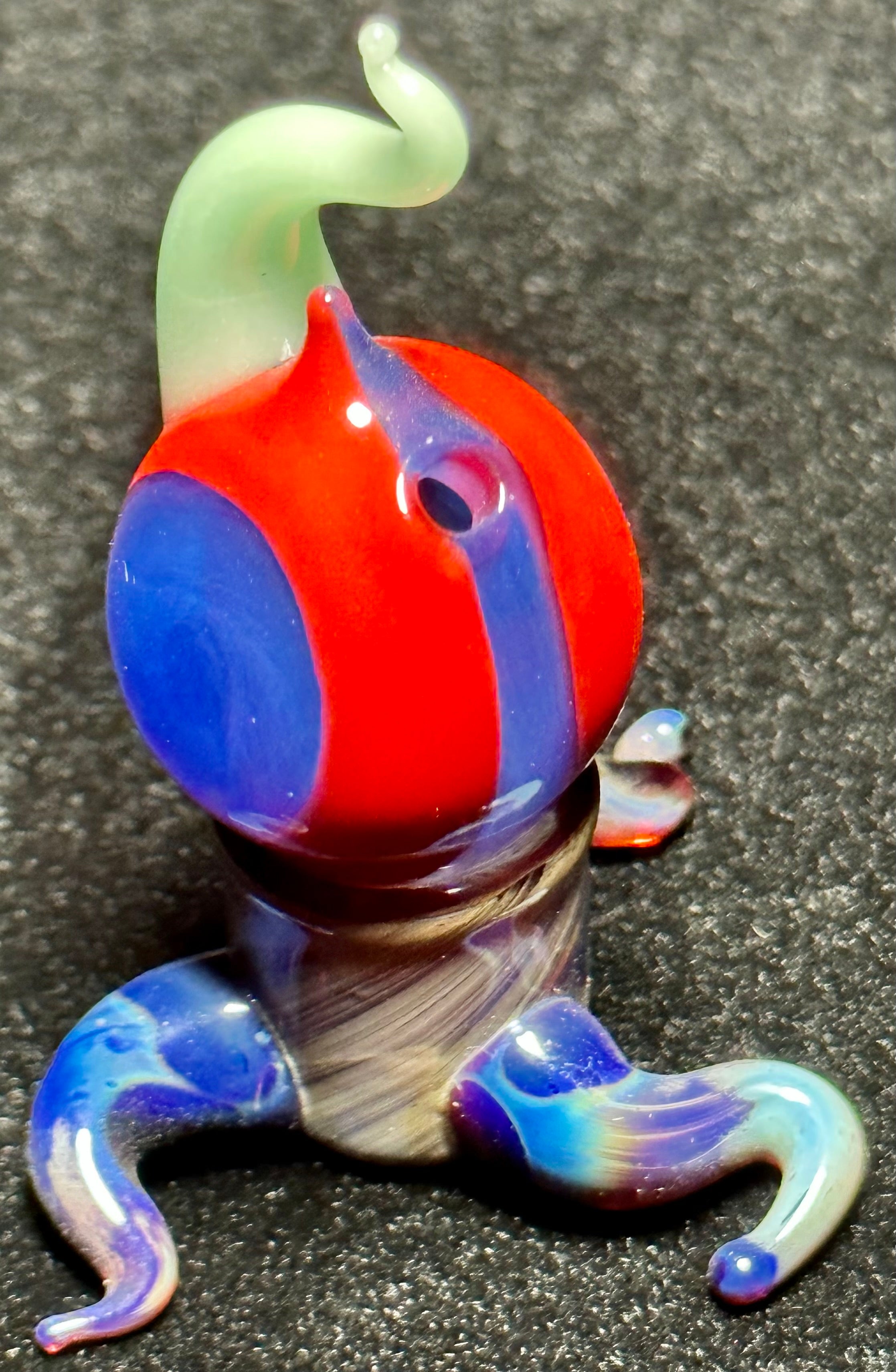 Getz Glass Seedling Bubble Cap Red with Stand