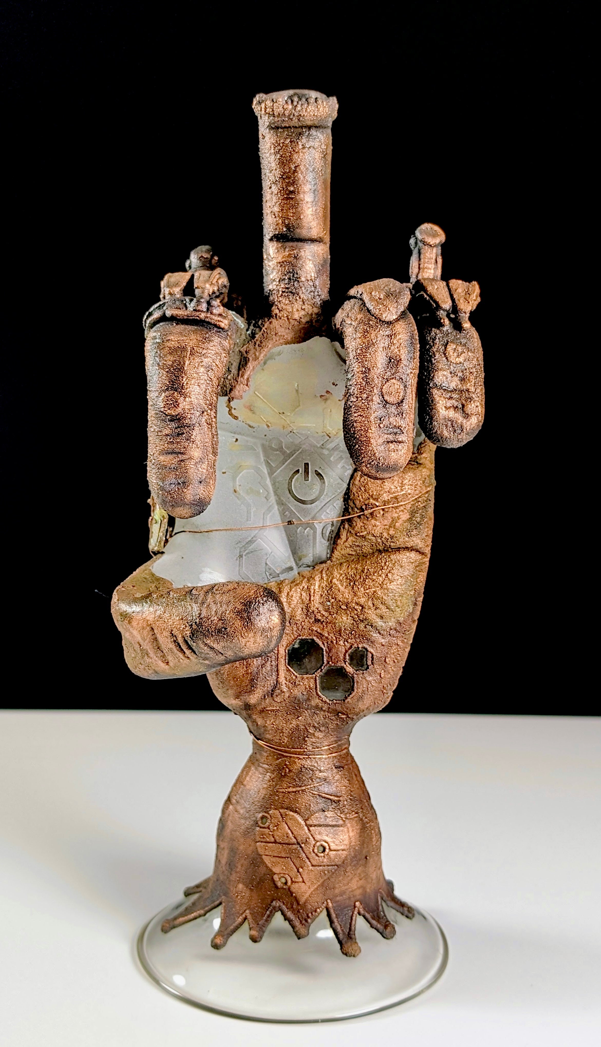 Eka Glass x Lord Kramdar E-Formed Hand Rig Collab