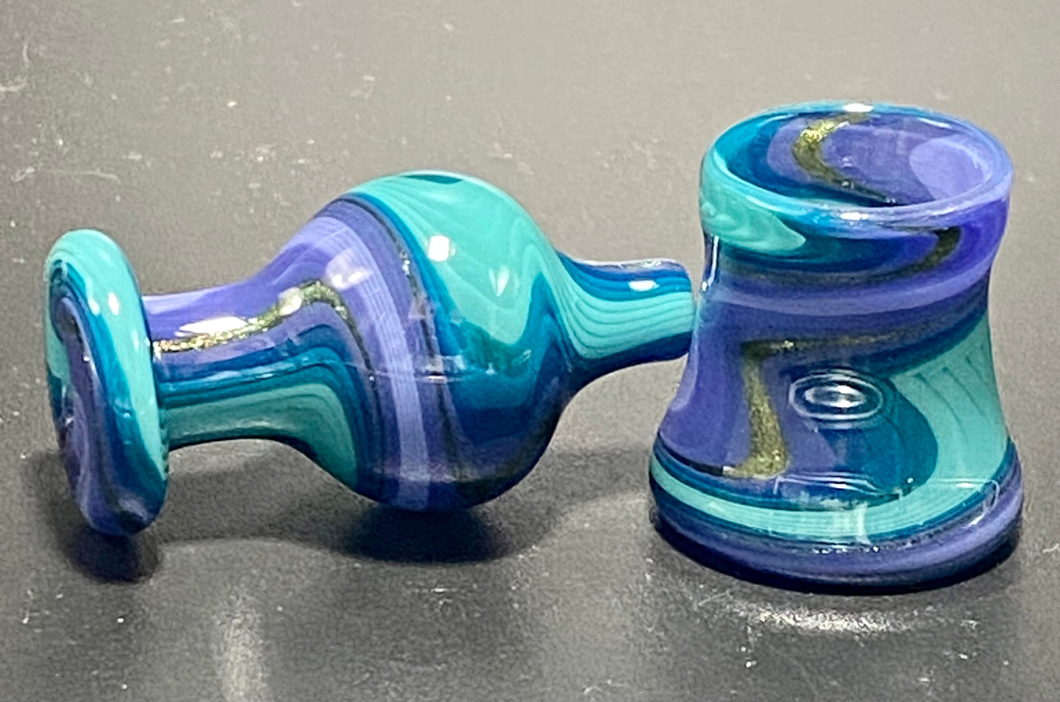 DZ Glass Wigwag Bubble Cap & Stand #3 - TheSmokeyMcPotz Collection 