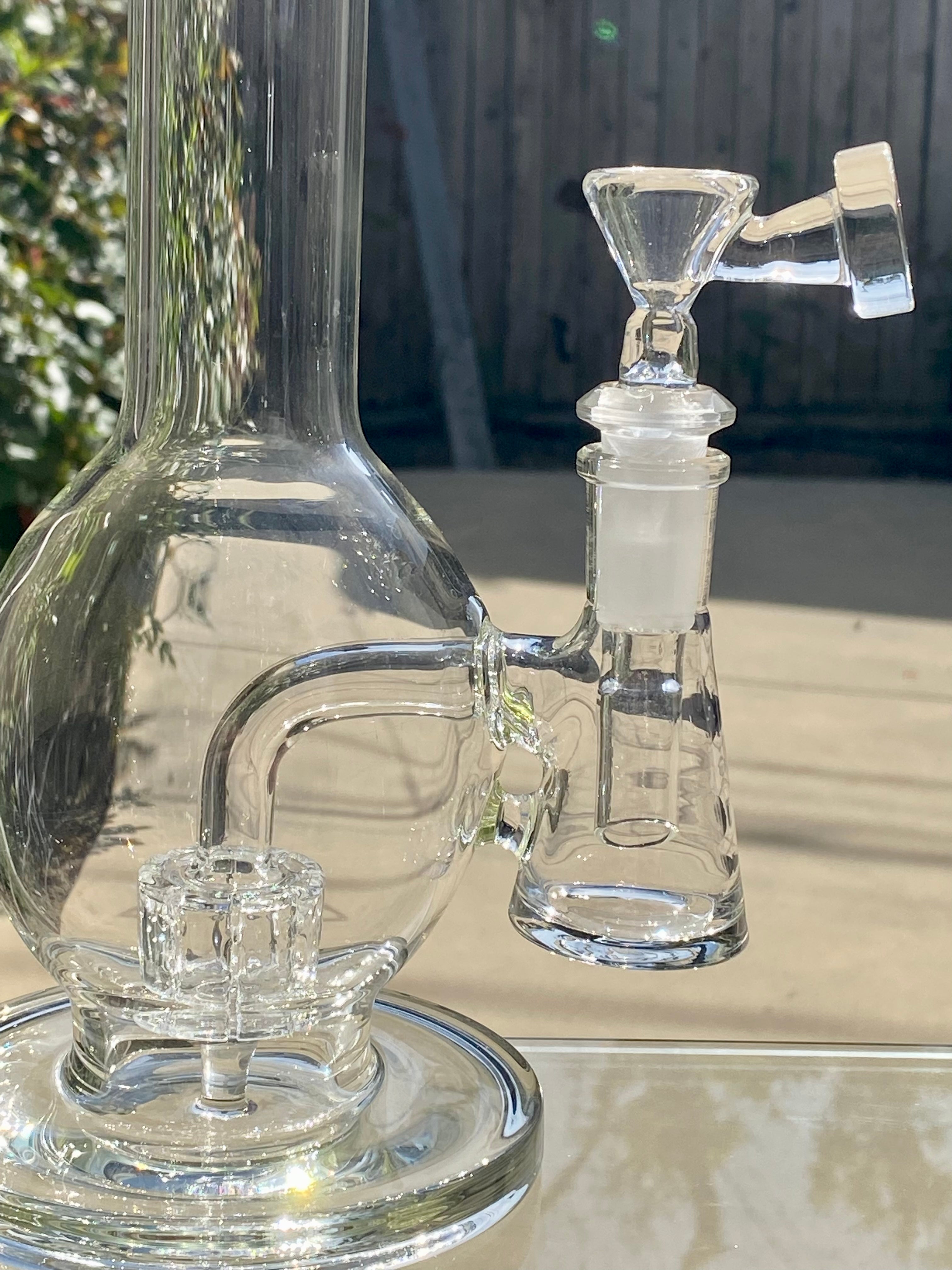 Williams Glass Merlin 14mm w/ Built-In Ash Catcher