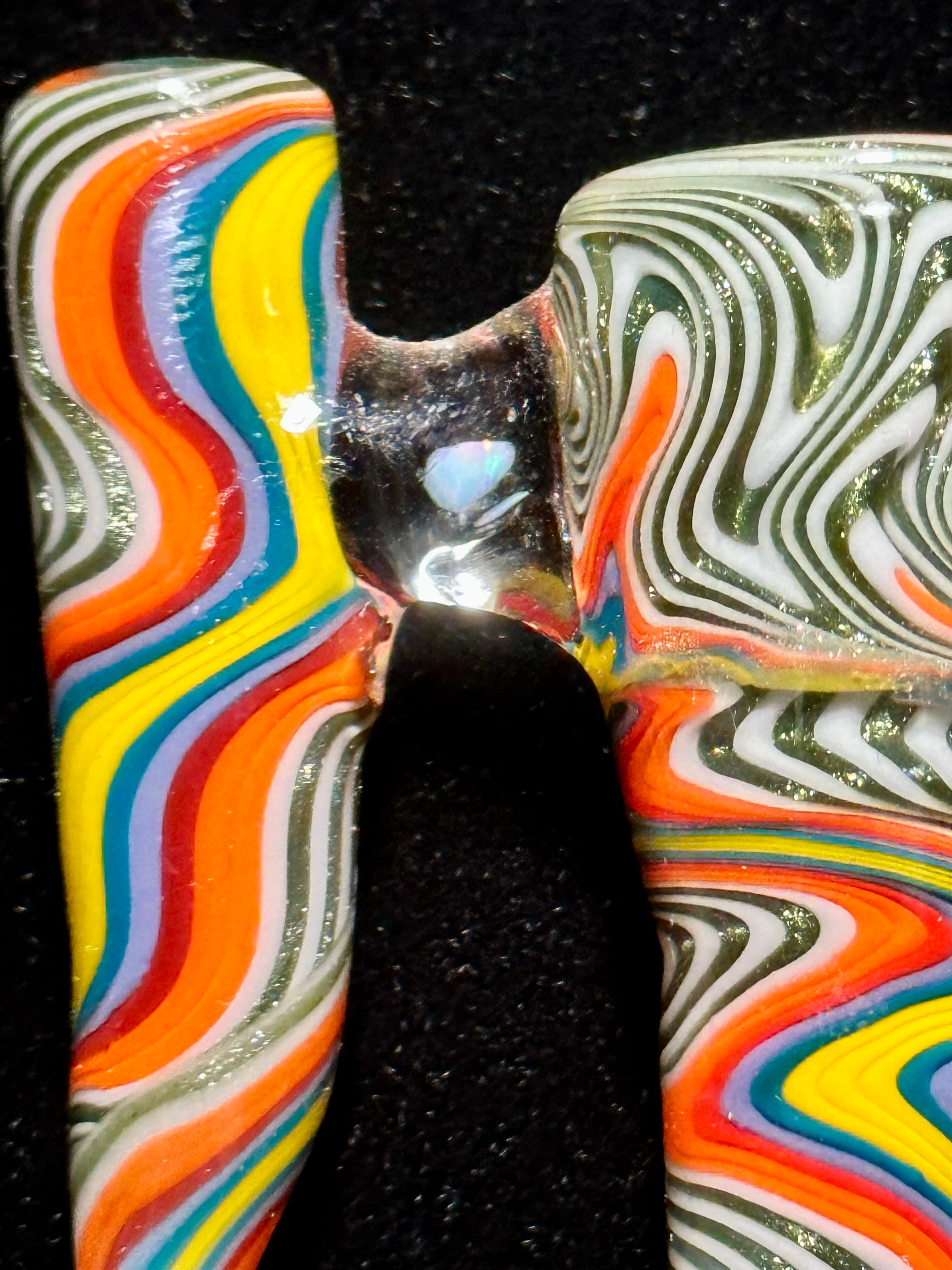 DZ Glass 14mm Fully Worked WigWag With Floating Opal