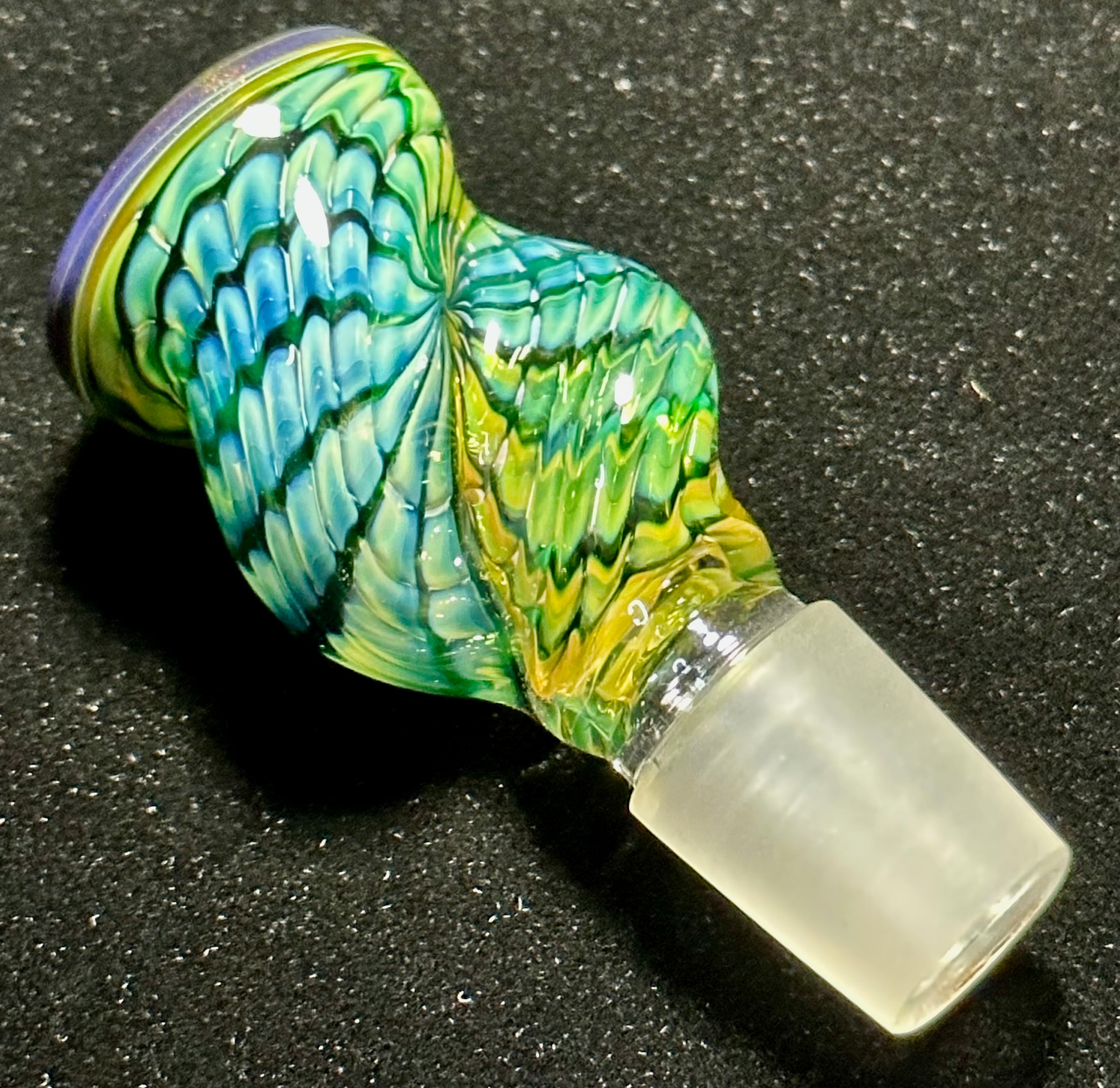 Dosh World 18mm Twisted Fumed Slide Green